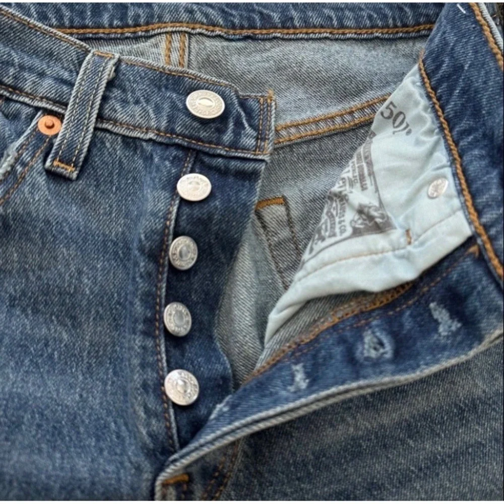 Levi's 501‎ Original Fit Jeans Mens 32x32 Blue Dark Wash Straight Leg Button Fly
